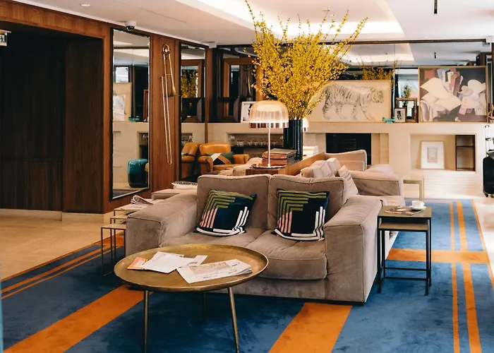 Hotel Eiffel Blomet París