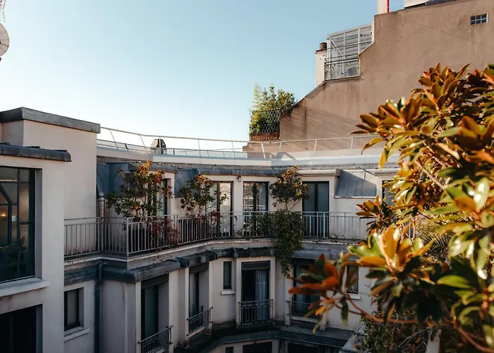 Hotel Eiffel Blomet París